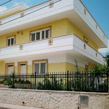 Casa Bora 프레제스